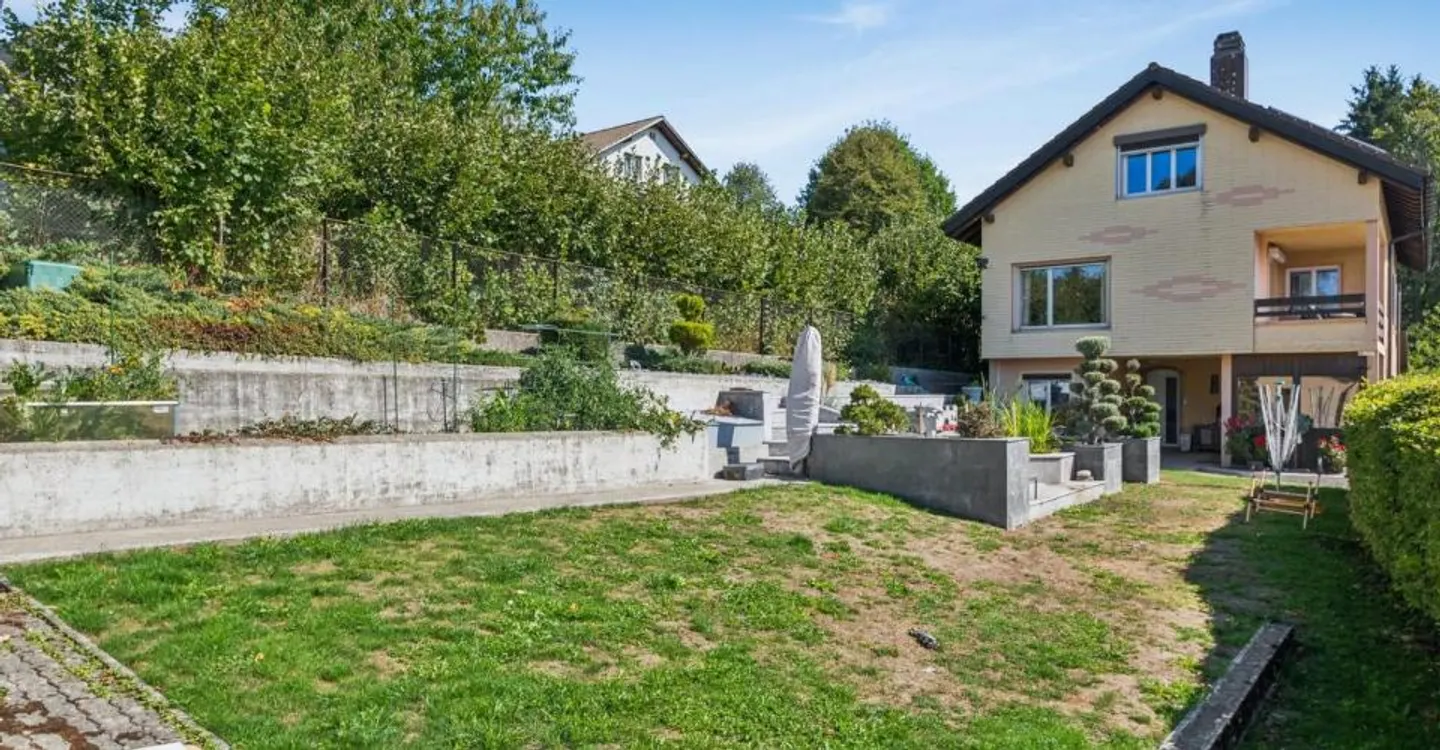Superbe opportunité : Spacieux appartement  rénové en 2026 - Photo 7 of 12