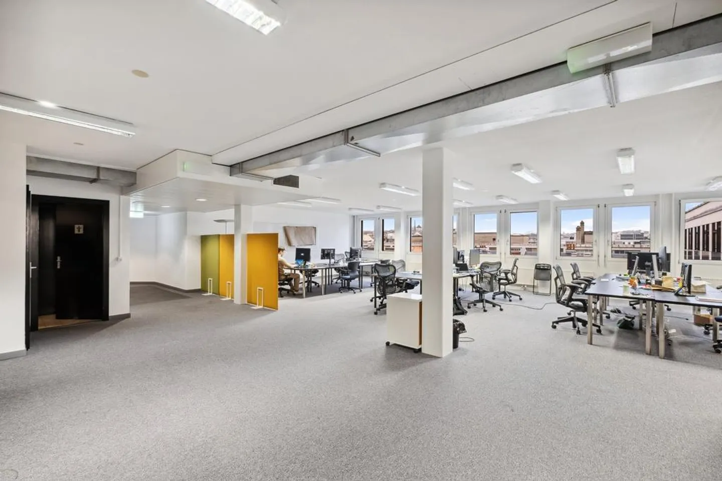 Superficie di uffici di circa 200 m² nel cuore del quartiere dei Bagni - Foto 5 di 9
