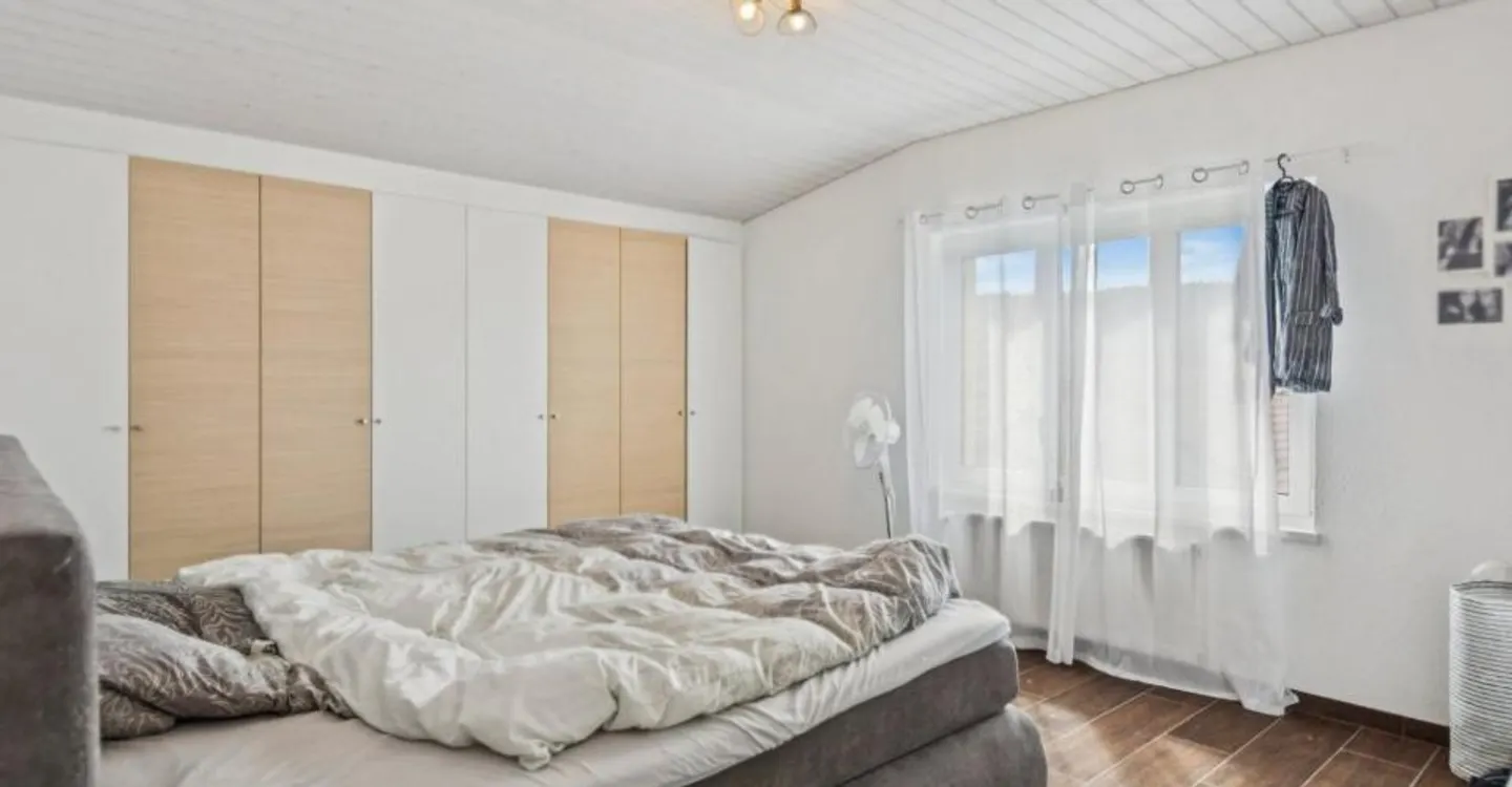 Superbe opportunité : Spacieux appartement  rénové en 2026 - Photo 6 of 12