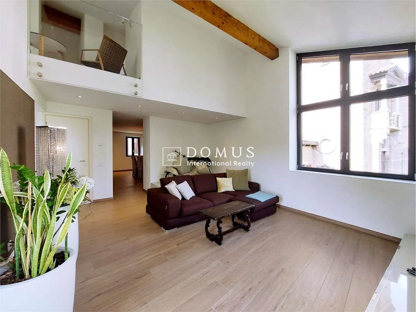 Elegant furnished duplex - Photo 4 of 13