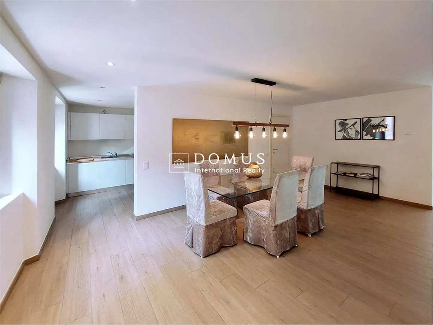 Elegant furnished duplex - Photo 7 of 13