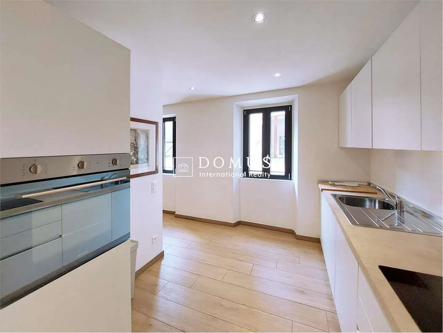 Elegant furnished duplex - Photo 9 of 13