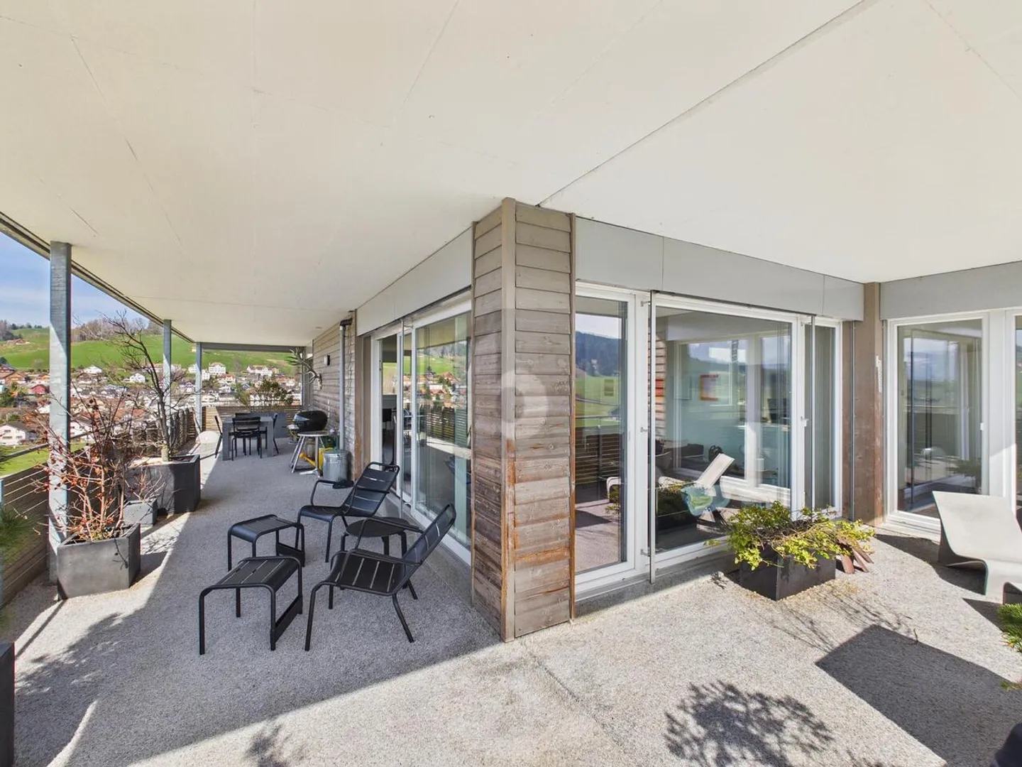 EMPLACEMENT PANORAMIQUE AVEC BALCON - Photo 2 sur 6