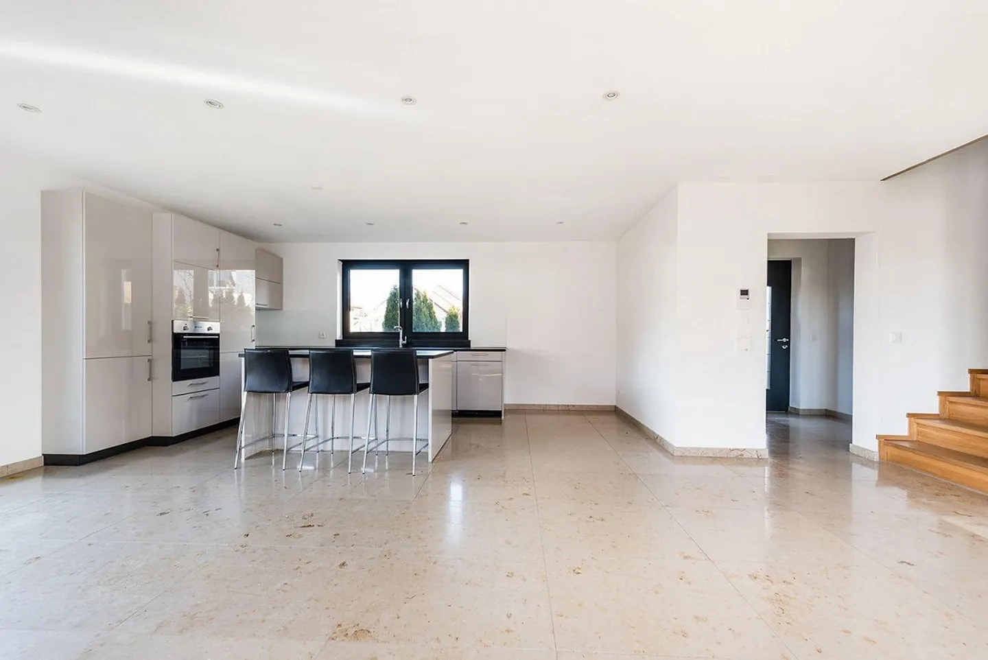 Duplex Moderne en Emplacement Calme - Photo 5 sur 13