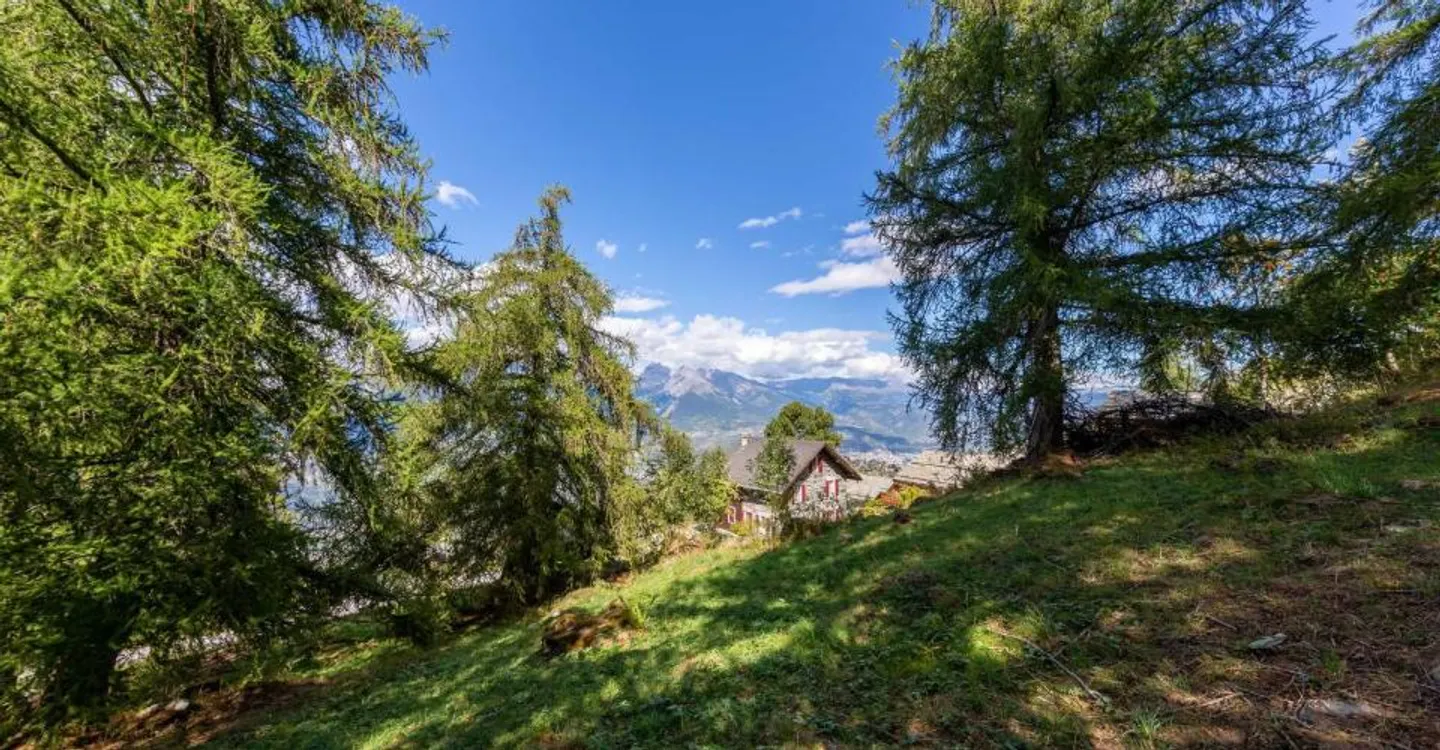 New high-end family chalet Veillas 2 - Photo 2 of 5