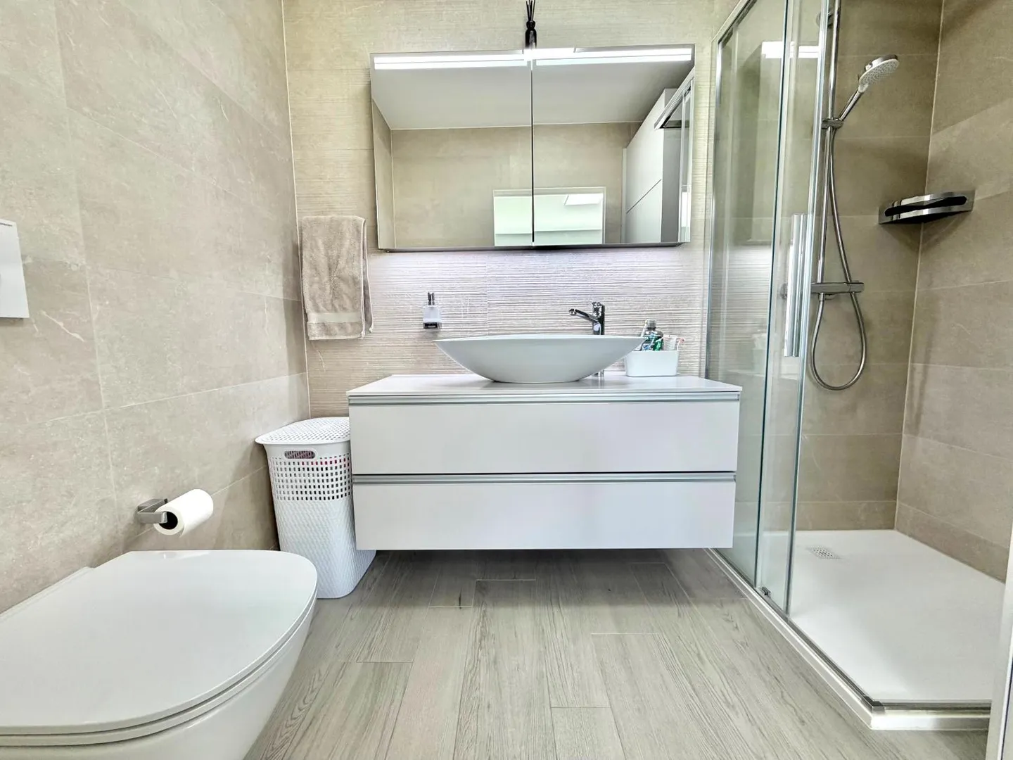 Appartement spacieux 3.5 pièces - Photo 8 sur 9