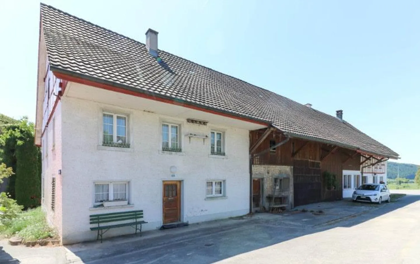 Ferme avec potentiel d'extension dans le pittoresque Bachs - Photo 1 sur 2