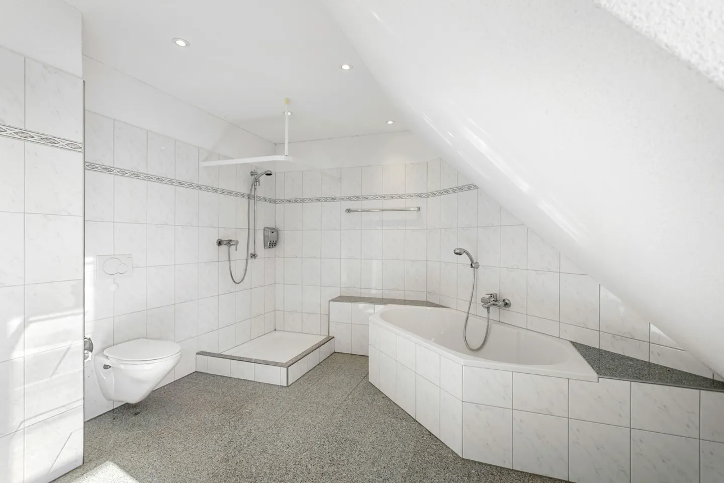 Ein Zuhause für Pferdefreunde - Foto 4 von 7