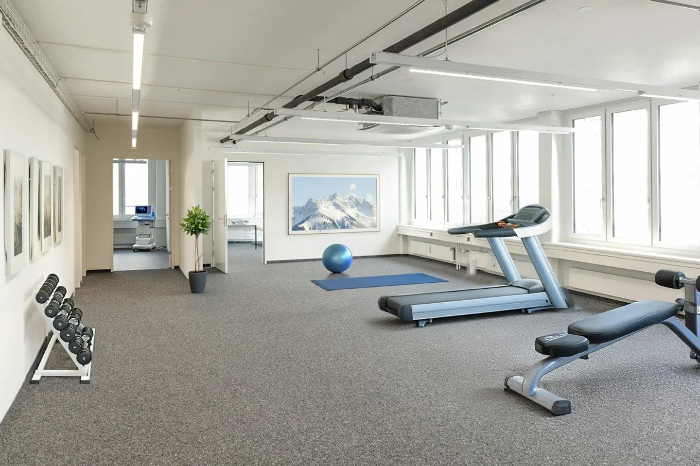 Uffici recentemente ristrutturati - Accessibilità e divisibilità ottimali - Foto 5 di 9