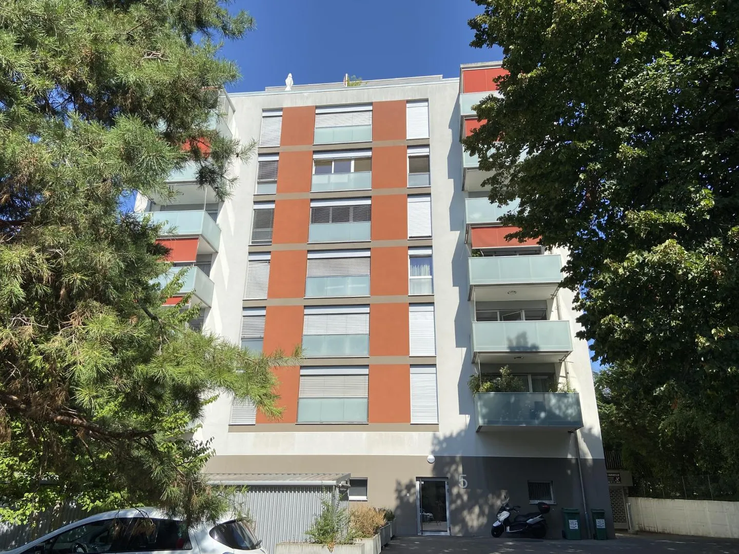 Bedeckter Platz - Foto 1 von 1