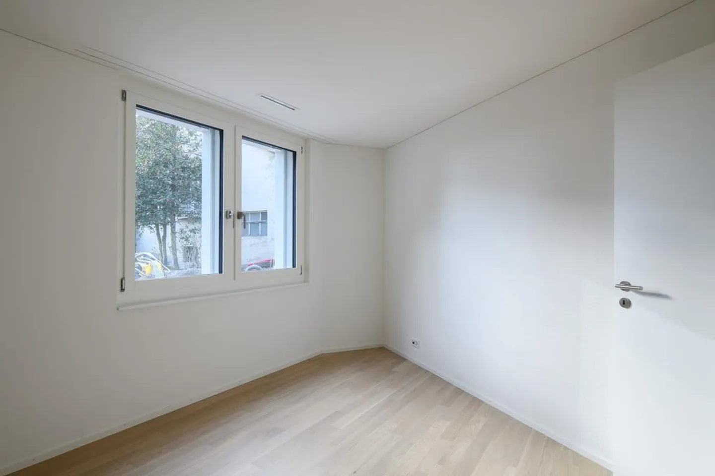 Great 2 1/2-room apartment with seating area and washing tower - Photo 6 of 7