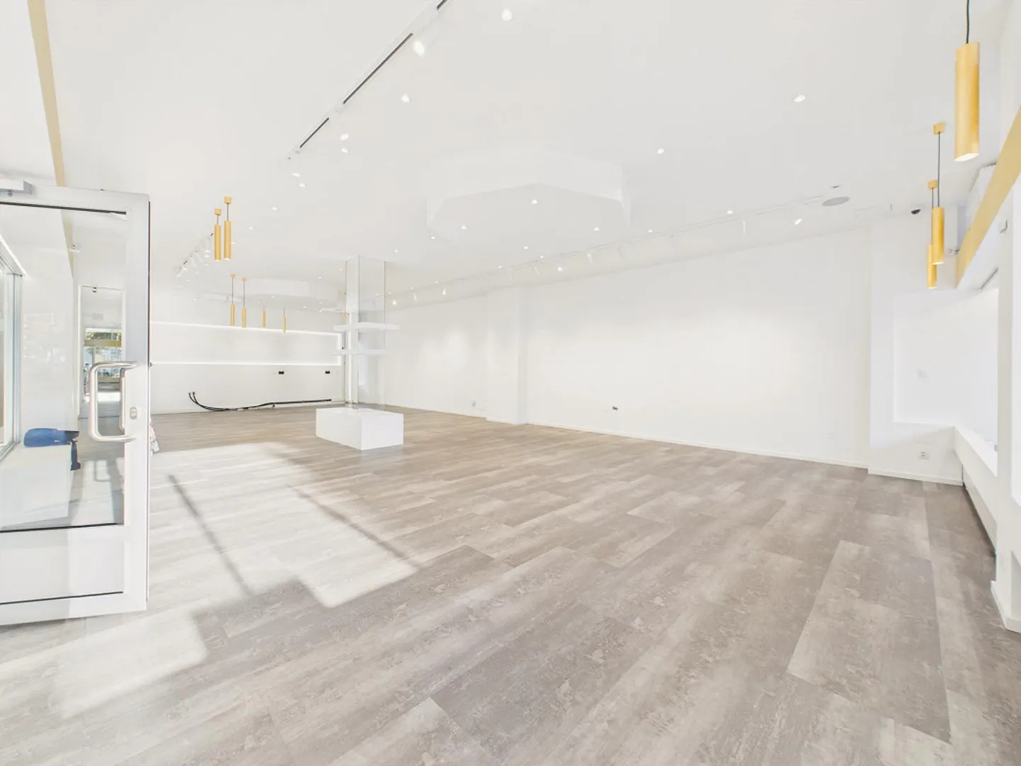Exzellenter Verkaufsraum im Herzen von Lugano, Kanton Tessin - Foto 5 von 12