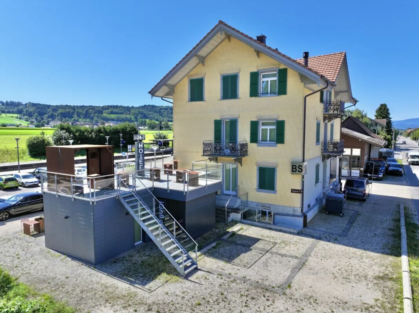 INVESTIEREN IN CHARAKTER: BOUTIQUE-HOTEL ODER MEHRFAMILIENHAUS - Foto 2 von 8
