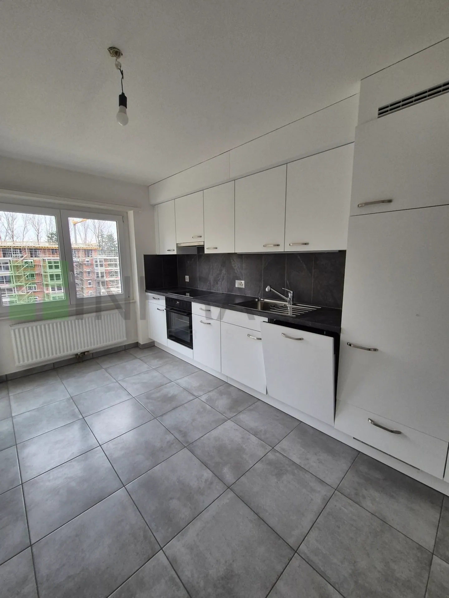 Bright 72 m2 Apartment - Photo 2 of 8