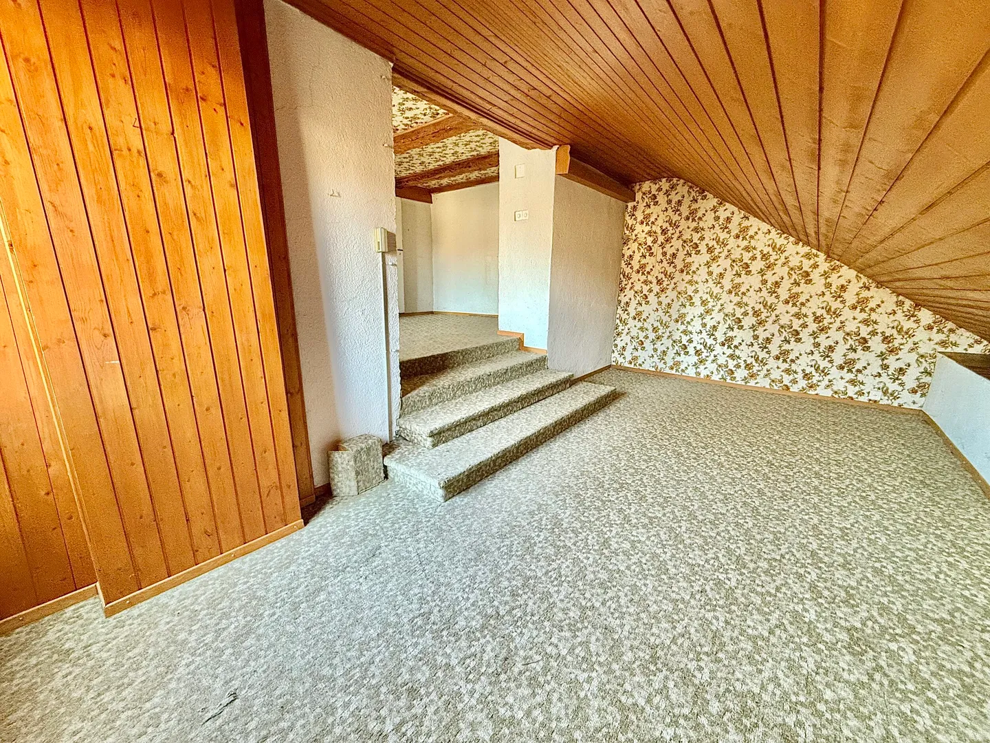 Charming Renovation House - Photo 5 of 12