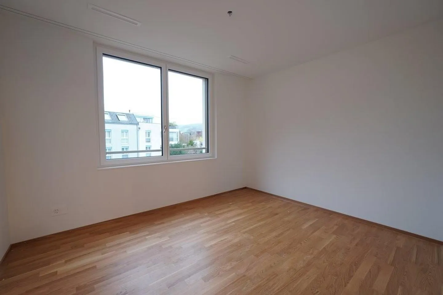 FIRST RENTAL IN LIESTAL - each apartment with its own washing tower - Photo 9 of 12