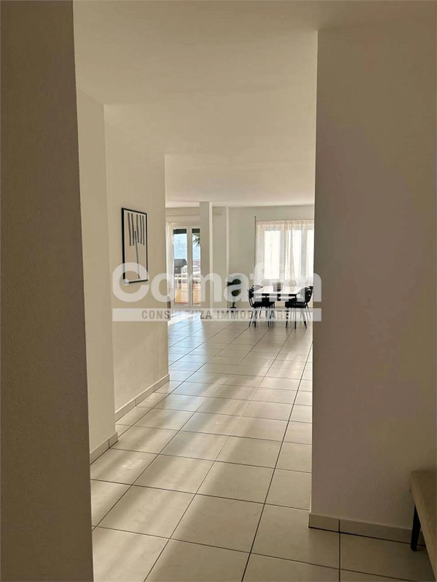 Wunderschöne 4,5-Zimmer-Wohnung mit Seeblick - Foto 3 von 13