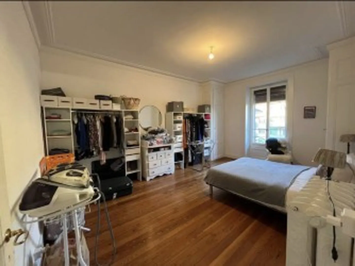 Wir bieten Ihnen eine wunderschöne 6-Zimmer-Wohnung im 4. Stock an - Foto 5 von 8