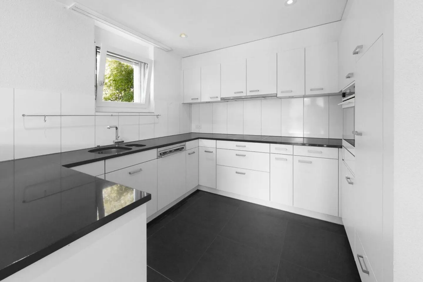 Maison individuelle de 5,5 pièces près de la vieille ville - Photo 5 sur 15