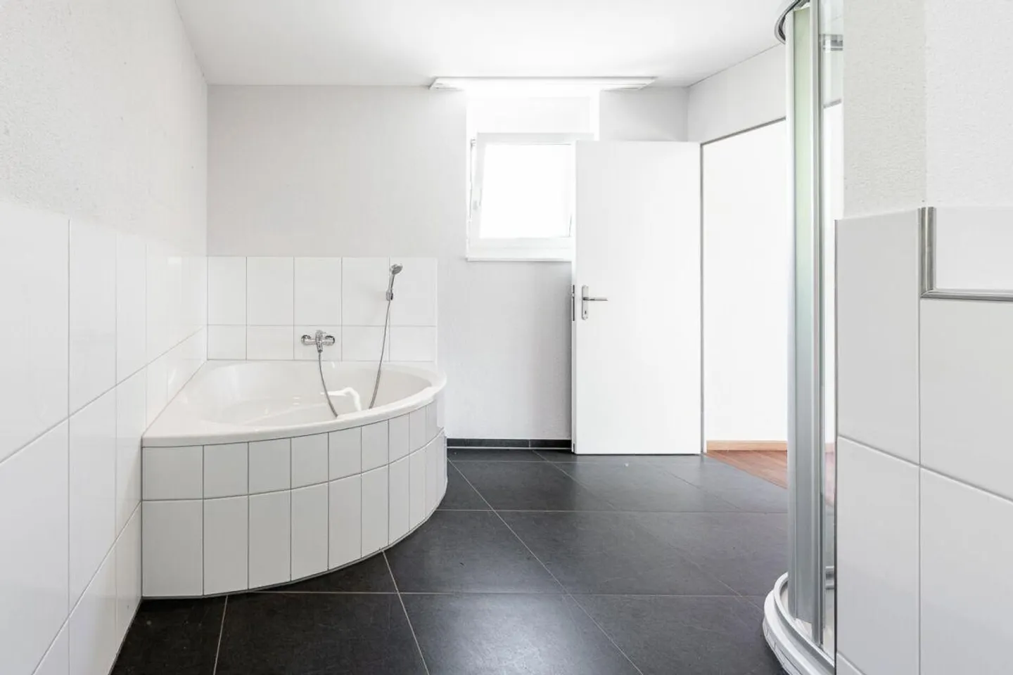 Maison individuelle de 5,5 pièces près de la vieille ville - Photo 9 sur 15