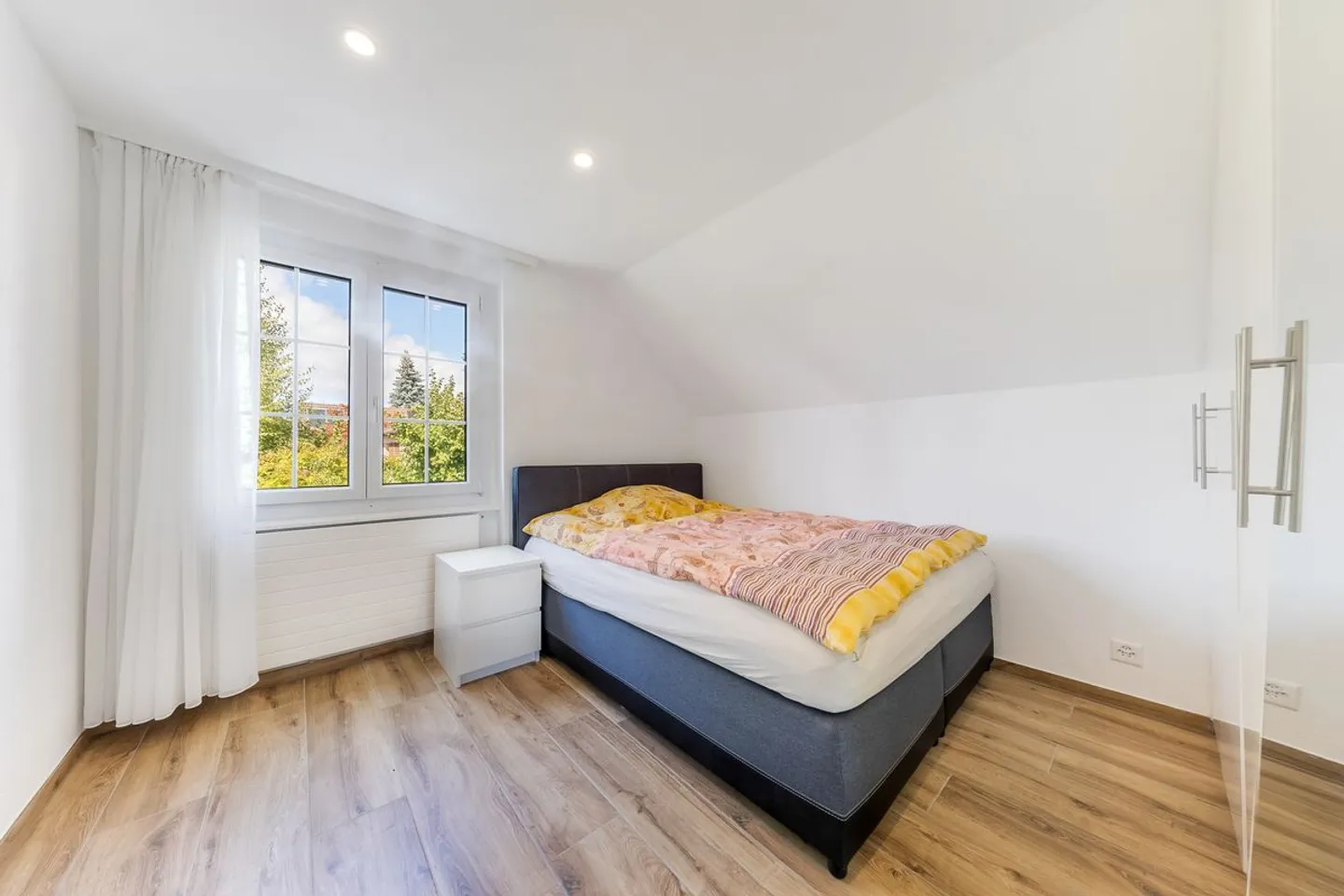 Belle villa familiale rénovée à deux pas de Lausanne - Photo 11 sur 13