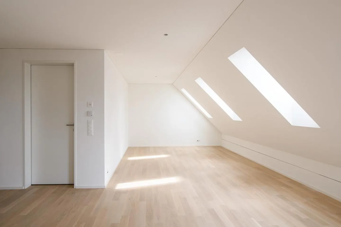 Great 1 1/2-room apartment with small loggia and washing tower - Photo 4 of 6