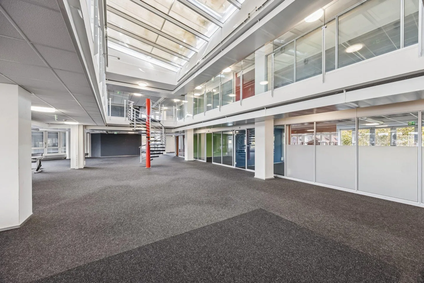 Una casa piena di opportunità - per ufficio, istruzione, salute e K... - Foto 5 di 10