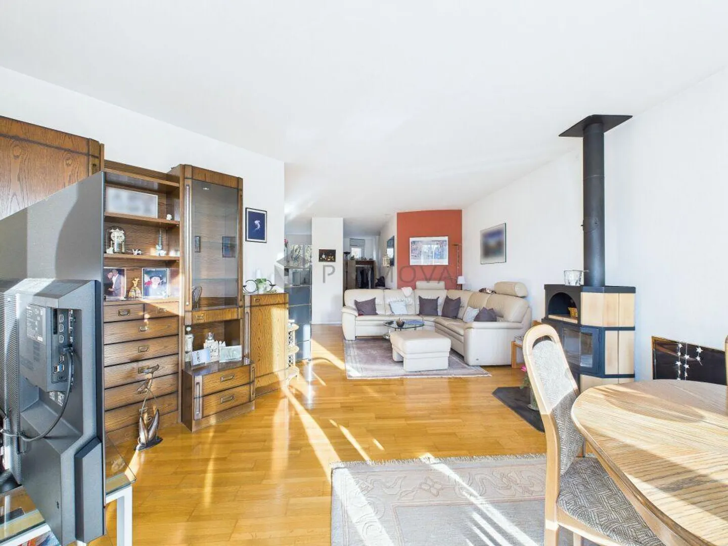 Charmante Dachwohnung in Gümligen - Foto 1 von 8