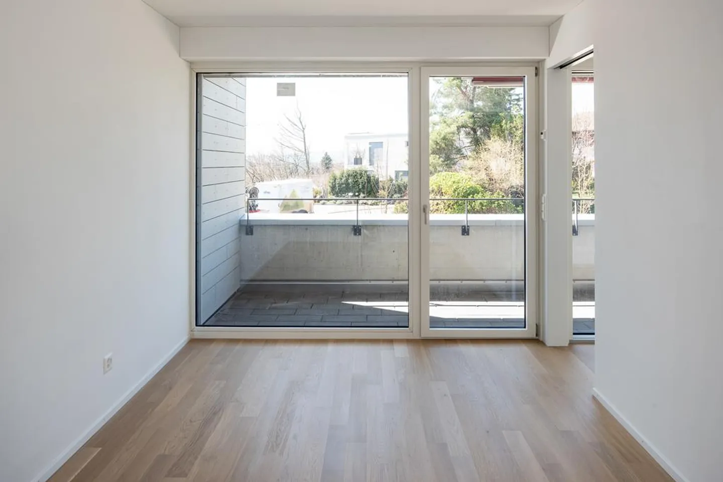 Moderno appartamento di 2,5 stanze con ampio balcone - Foto 7 di 8