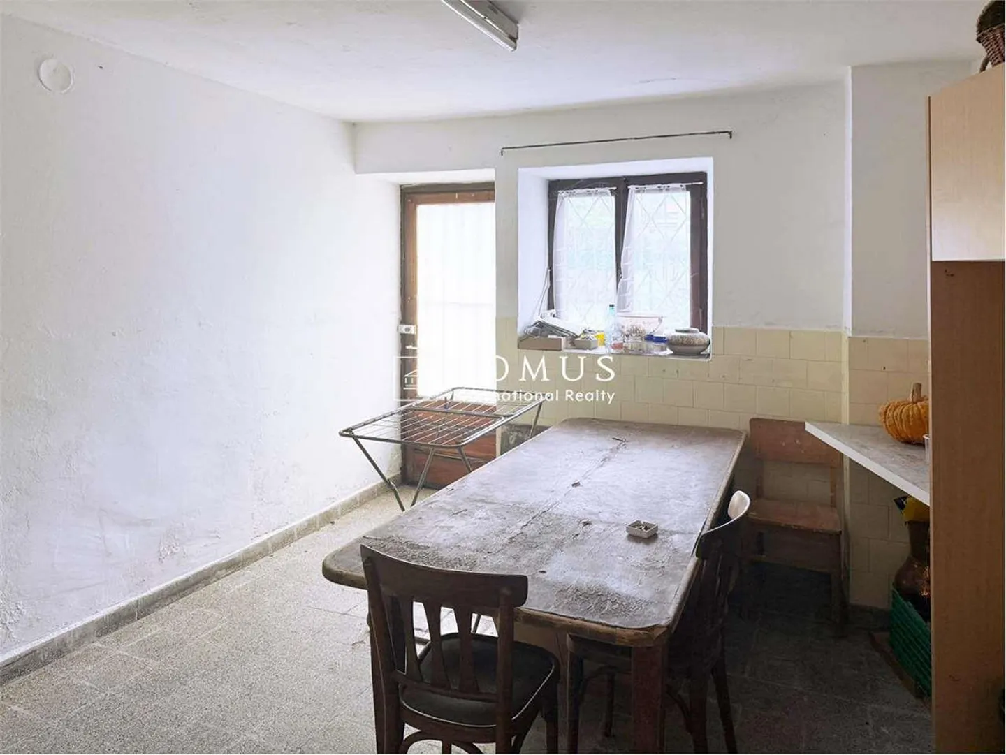 Kleine Immobilienoperation Haus zu renovieren - Foto 5 von 9