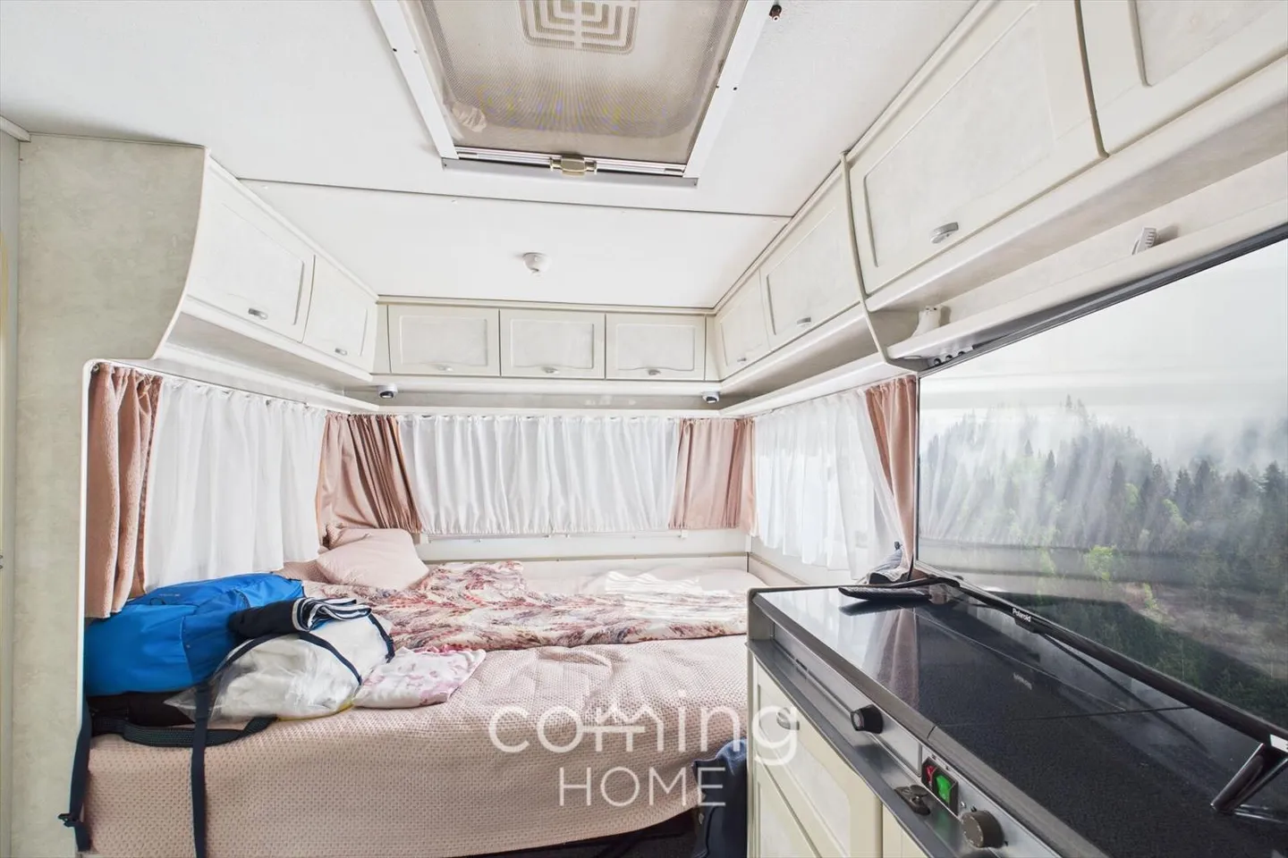 Caravane avec extension fixe et véranda - Camping Simplonblick, Raron - Photo 9 sur 12