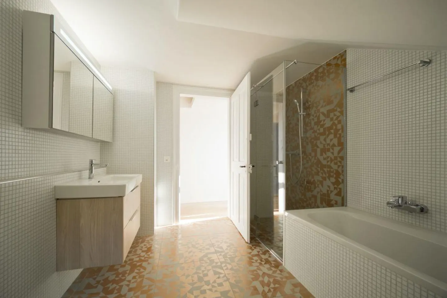 Renovierte Wohnung mit Balkon - Foto 1 von 11