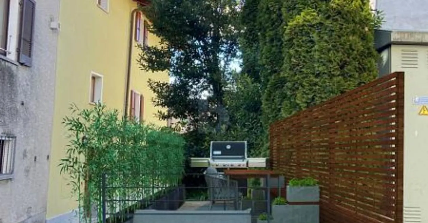 SPACIOUS AND WARM IN THE NUCLEO - Photo 2 of 5