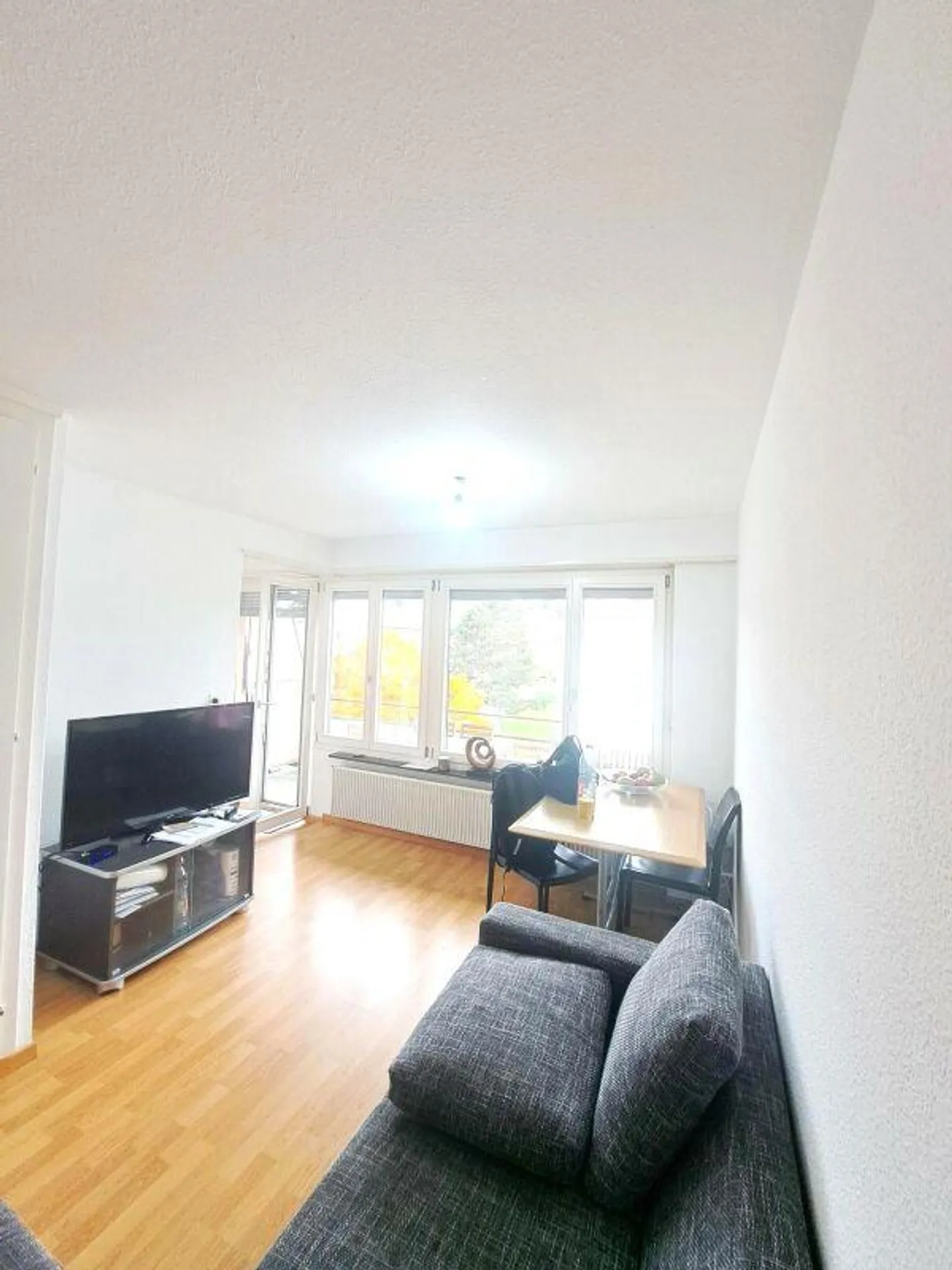 Cozy apartment with spacious balcony - Photo 2 of 7