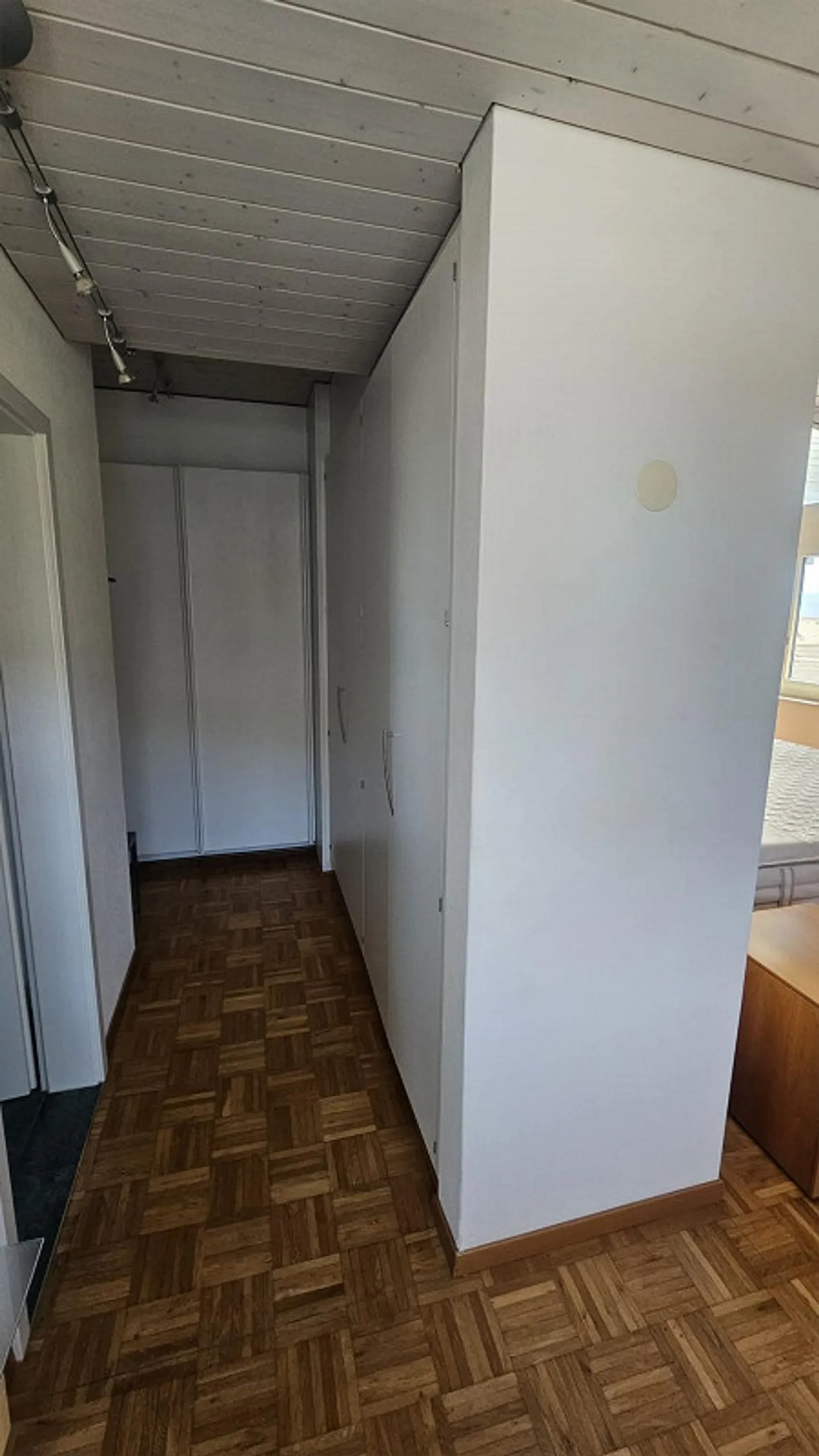 Maison de 4,5 pièces avec très grand appartement de 2,5 pièces - Photo 13 sur 24
