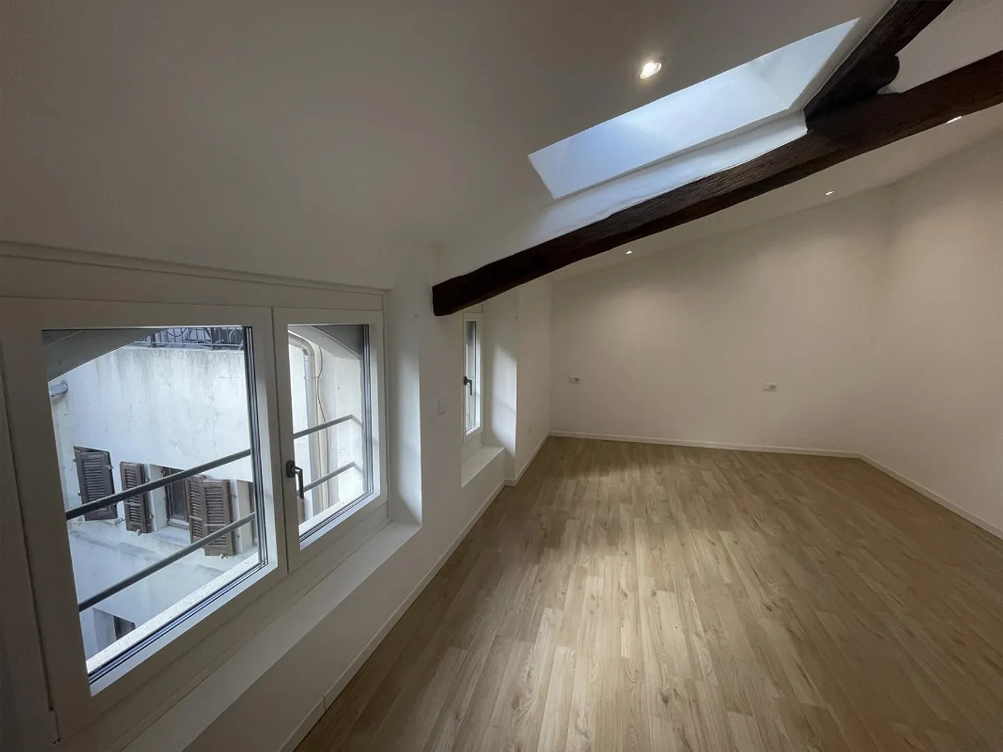 Schöne 3.5-Zimmer-Hütte komplett renoviert - Foto 7 von 13
