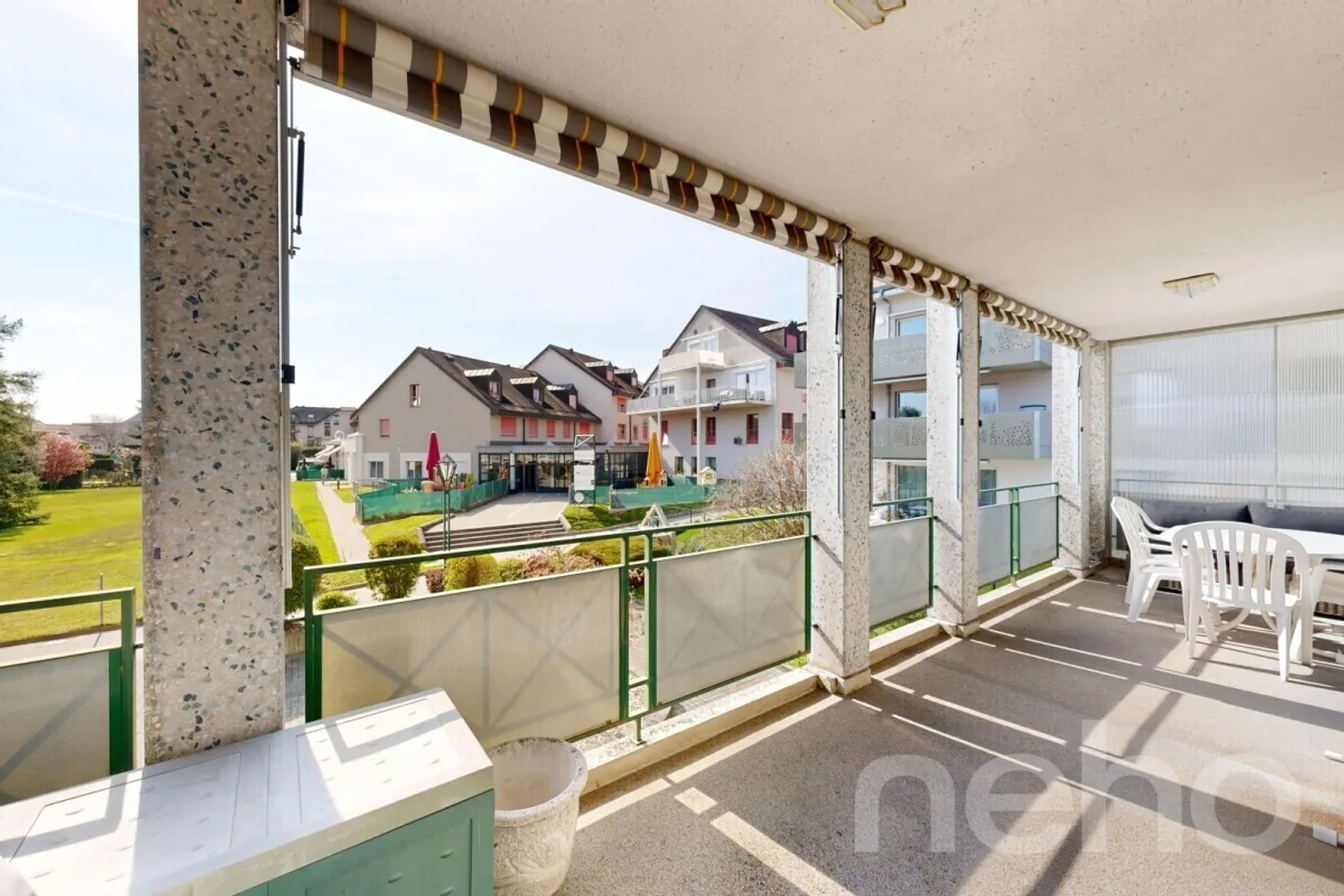 Großes helles Apartment, absolute Ruhe, zwischen See und Autobahn - Foto 3 von 12
