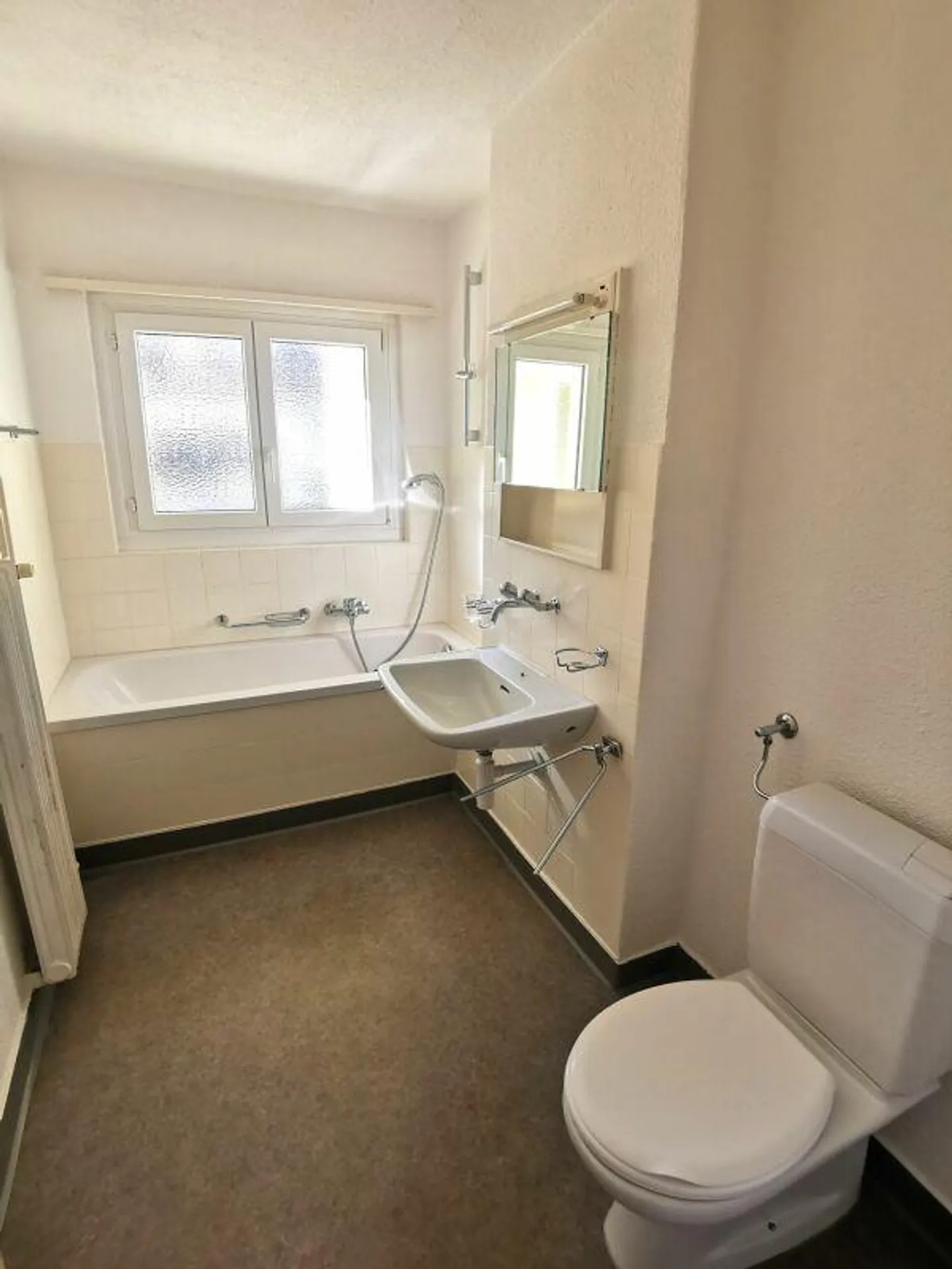 Geräumige Familienwohnung - Foto 3 von 6