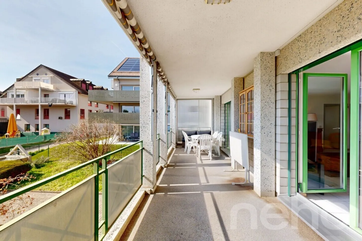 Großes helles Apartment, absolute Ruhe, zwischen See und Autobahn - Foto 2 von 12