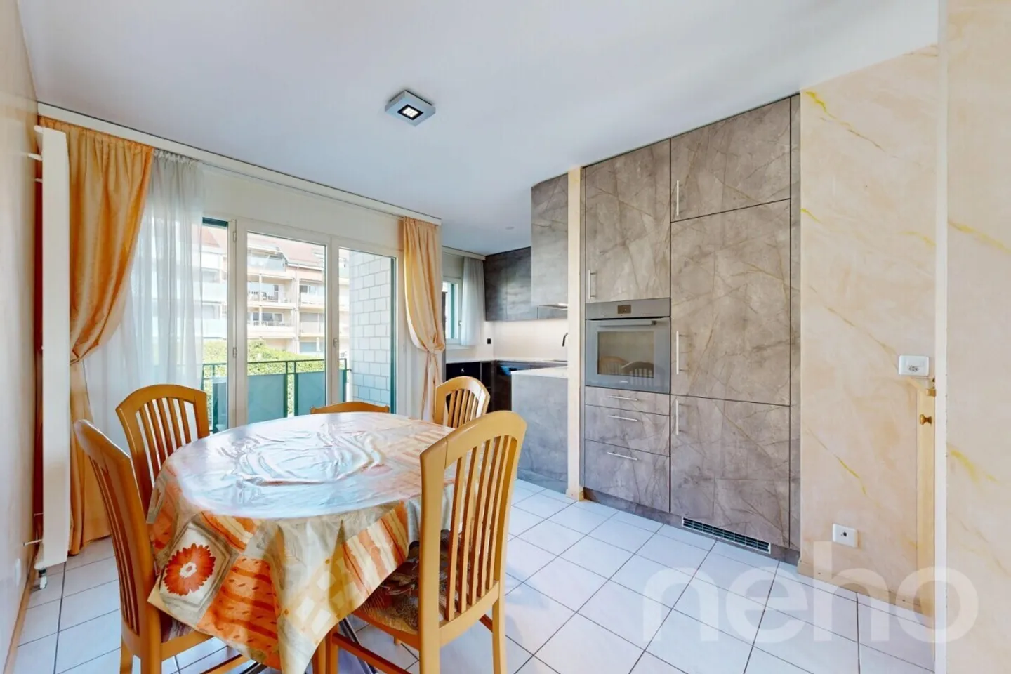 Großes helles Apartment, absolute Ruhe, zwischen See und Autobahn - Foto 5 von 12