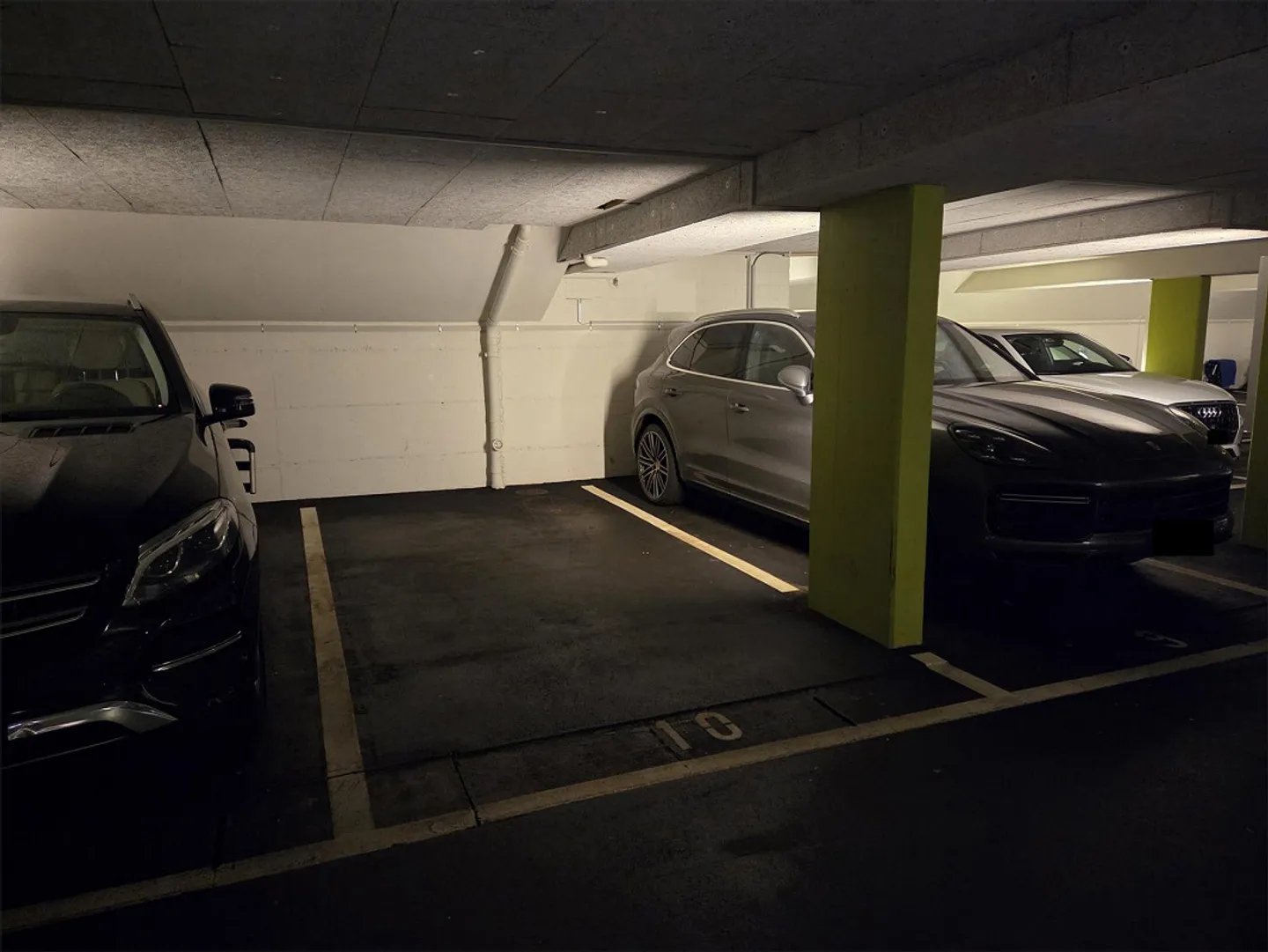Parcheggio sotterraneo nella città di Lucerna - Foto 3 di 6