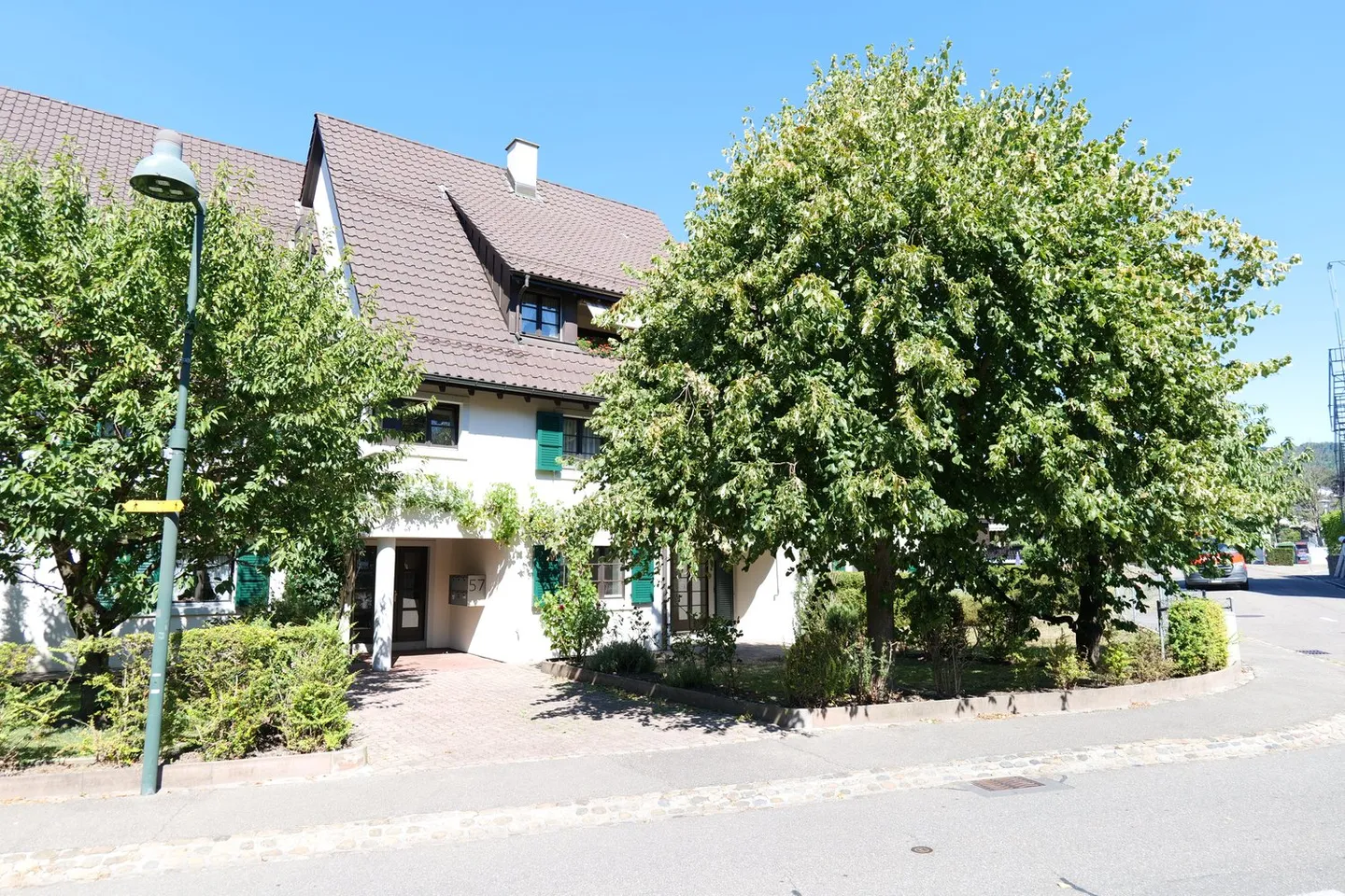 Box garage in affitto a Pfeffingen - Foto 2 di 2