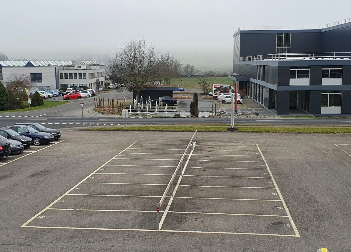 Aussenparkplätze zu vermieten - Foto 2 von 2