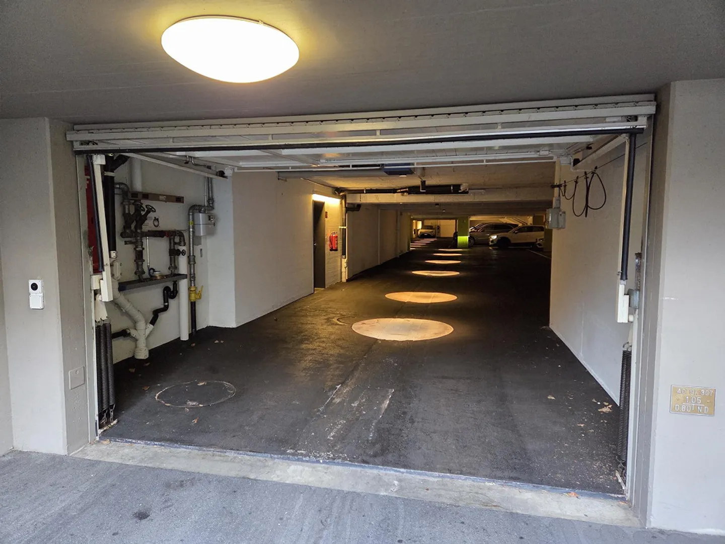 Parcheggio sotterraneo nella città di Lucerna - Foto 2 di 6