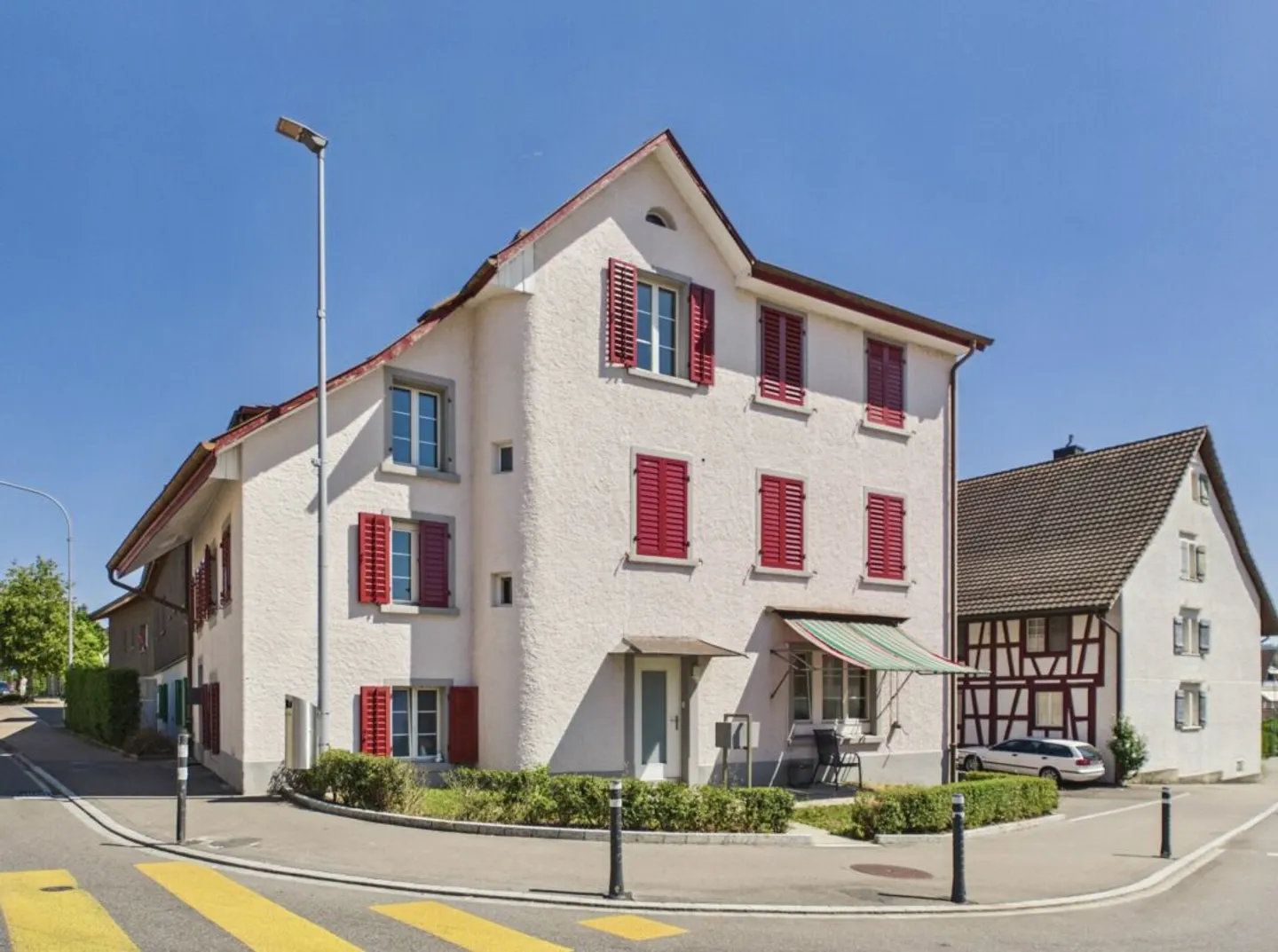 Zweifamilienhaus mit Mietpotenzial - Foto 1 von 7