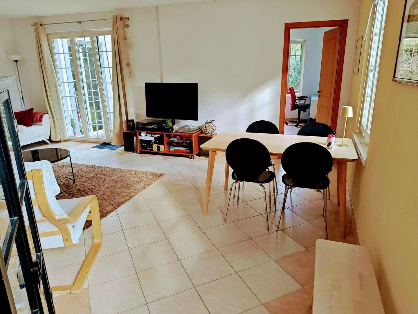 APPARTAMENTO 3½ STANZE A RAFZ (ZH), ARREDATO, TEMPORANEO - Foto 2 di 10