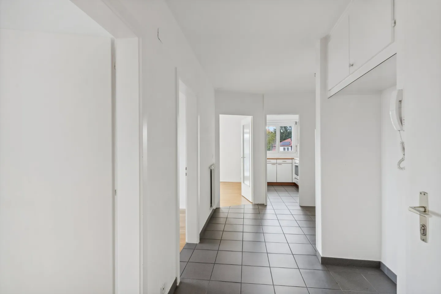 Helles Apartment Nahe Einrichtungen - Foto 2 von 7