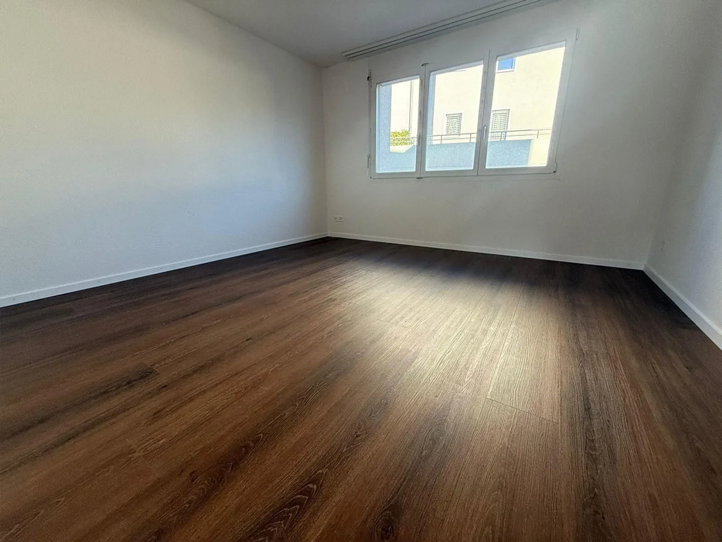 Appartement lumineux et de haute qualité disponible à partir du 01.09.2026 - Photo 5 sur 13