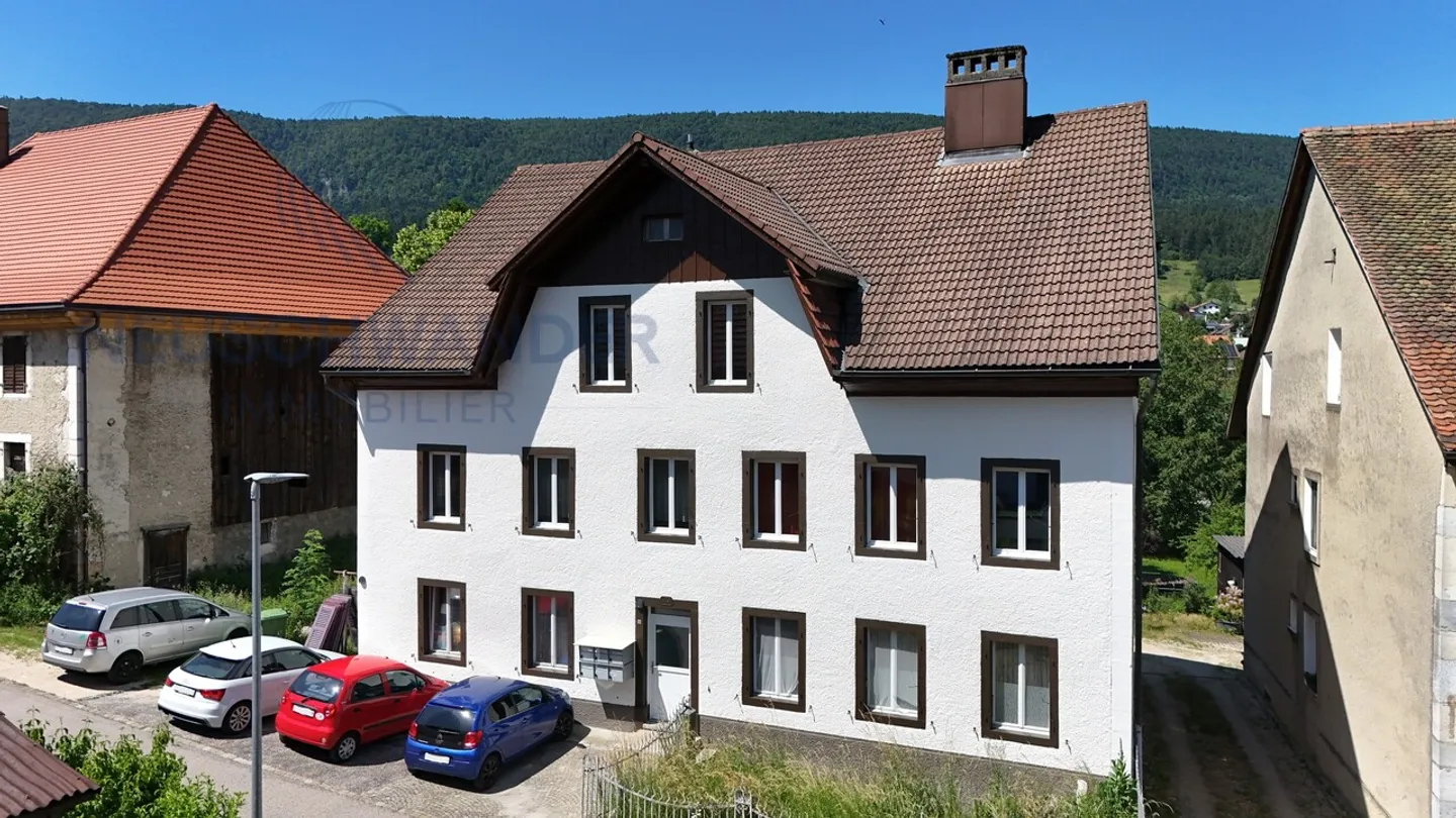 Bright and close to the village center - Photo 10 of 11