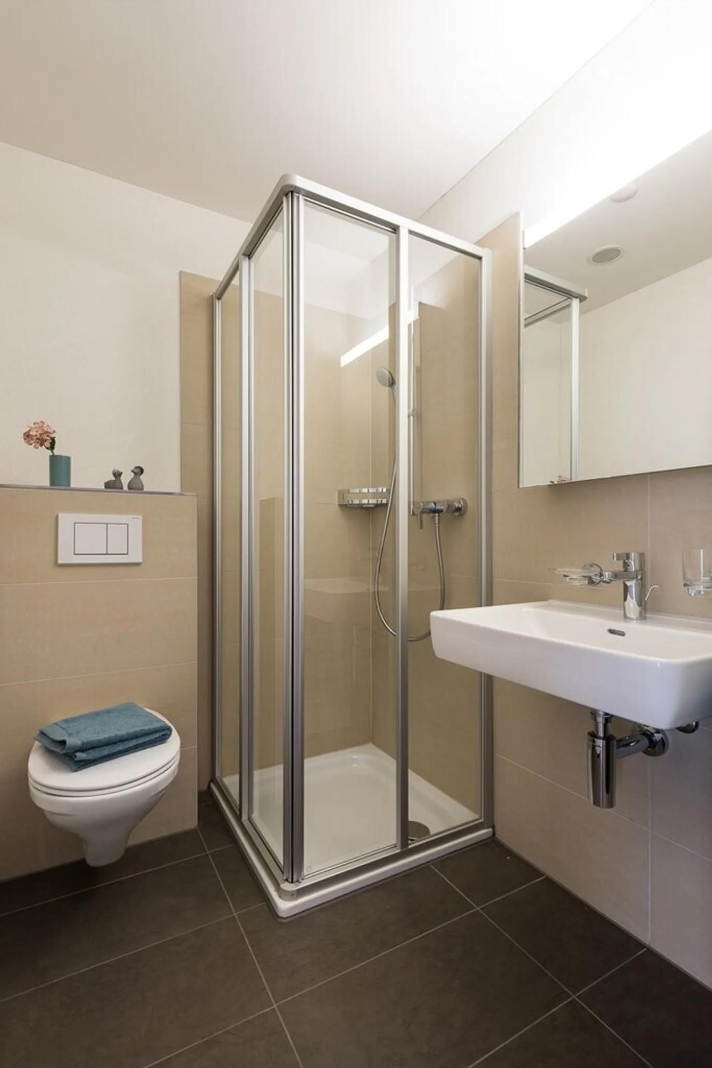 Appartement moderne, central et calme - saisissez-le ! - Photo 6 sur 8